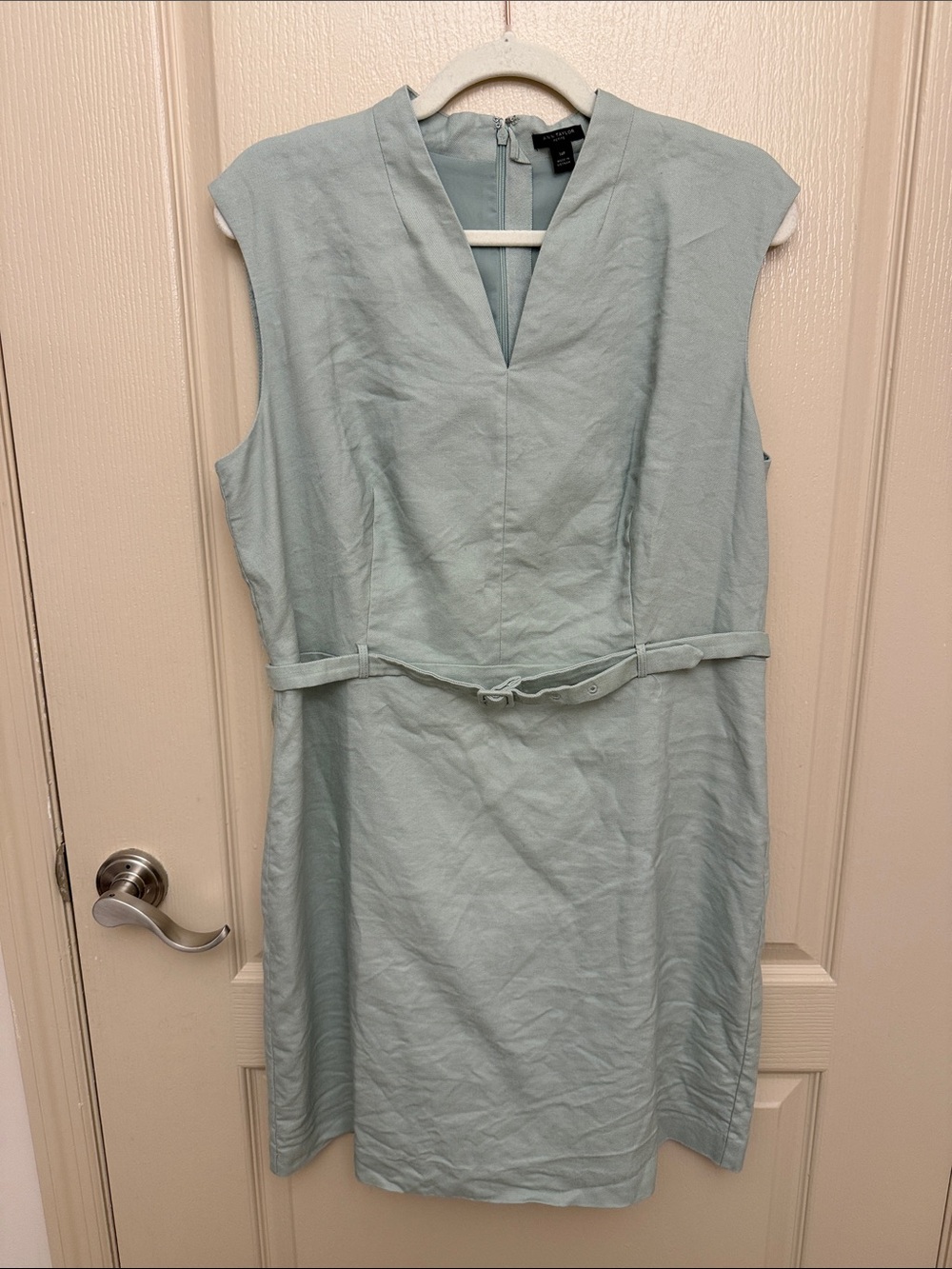 Ann Taylor Mint Sleeveless V-Neck Midi Dress with Belt